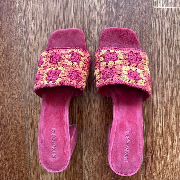 Beautiful Jeffrey Campbell Crochet shoes - Picture 4 of 10